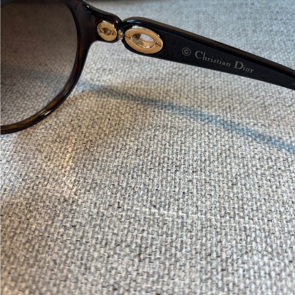 Christian Dior sunglasses - Picture 3 of 6